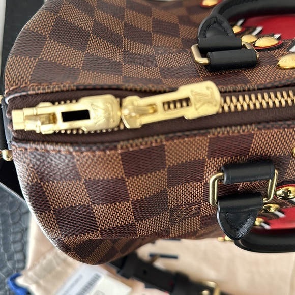 Authentic Louis Vuitton Karakoram Speedy B 30.EUC - Picture 3 of 10